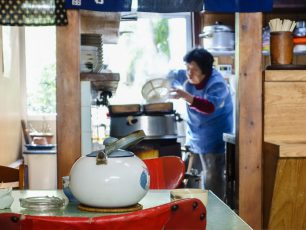 松川屋の羽釜と奥さん