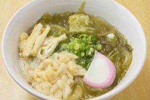 大里さんが再現した、所見坊のコブうどん